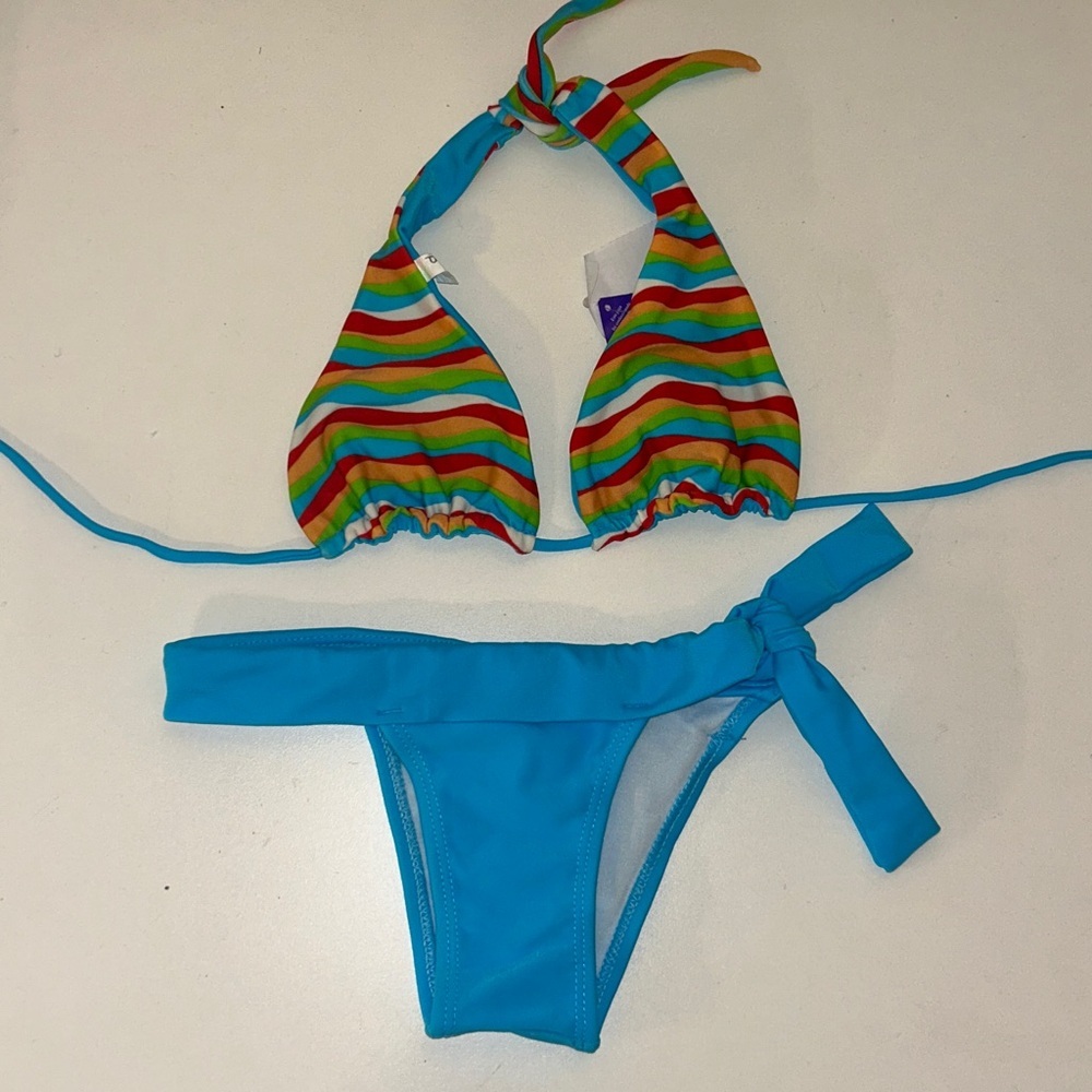 Recco Size Medium Brazilian Striped and Teal Bikini Set. New With Tags